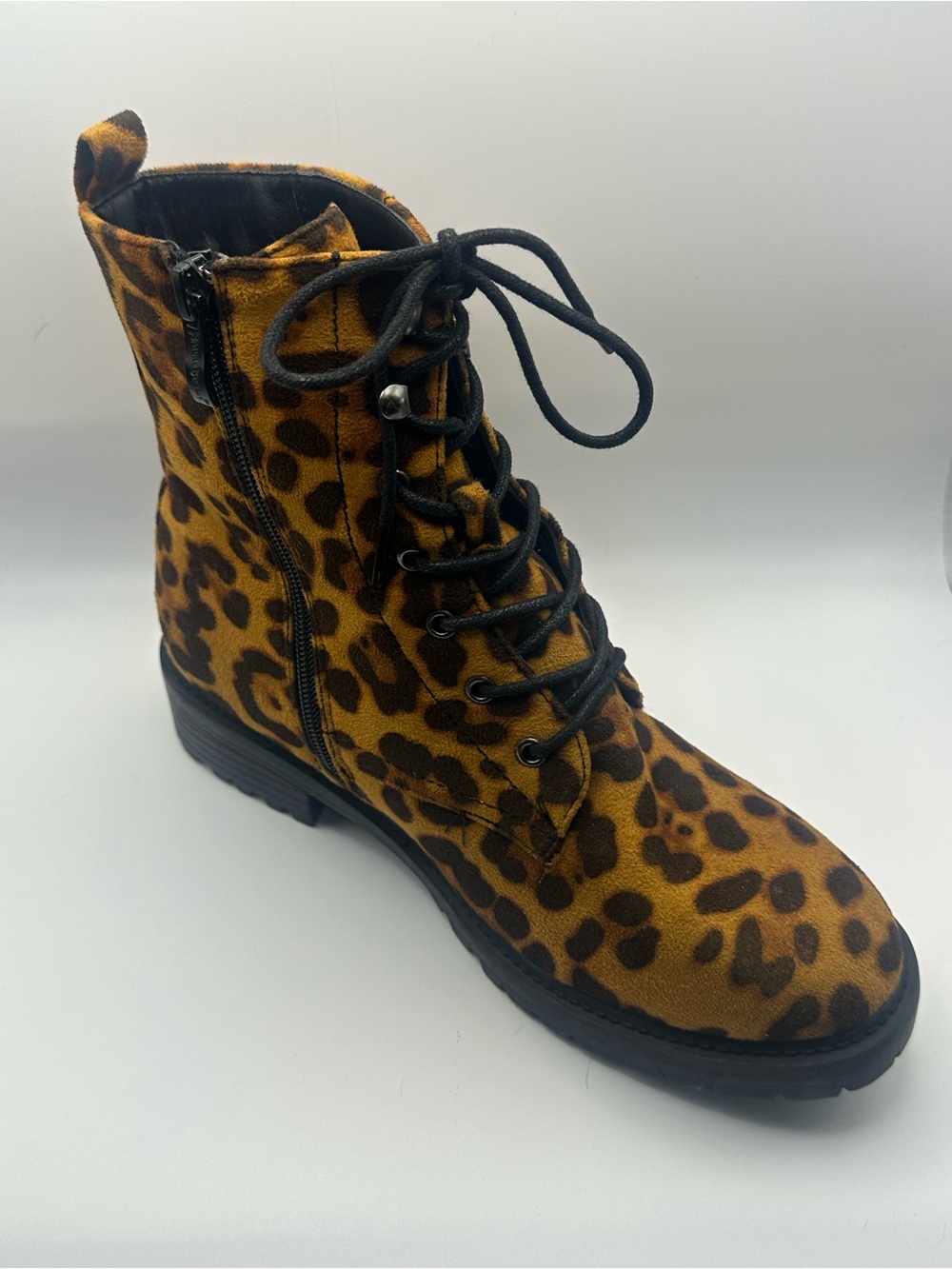 Nature Breeze | Women’s Combat Boots – Leopard/Cheetah Print – Size 8